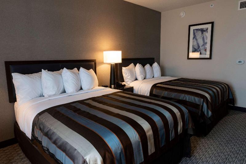 Wingate By Wyndham Angola image