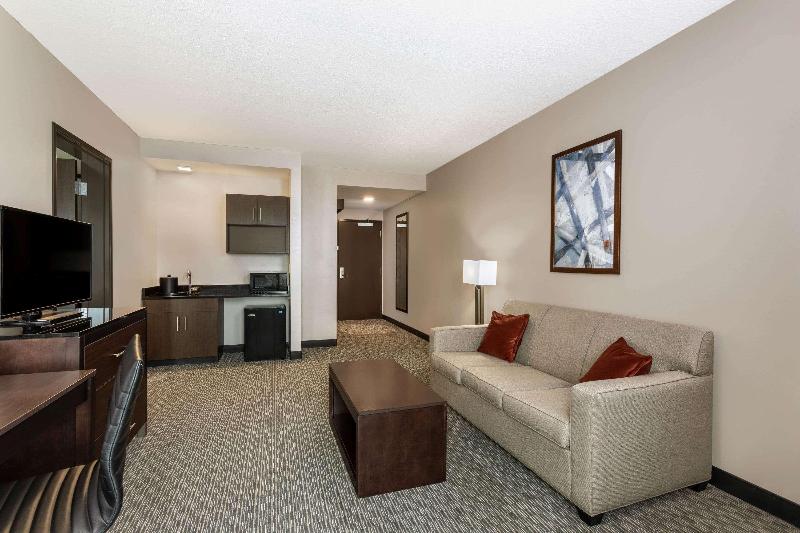 Wingate By Wyndham Angola image