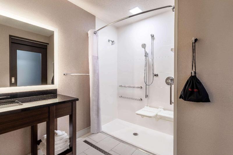 Wingate By Wyndham Angola image