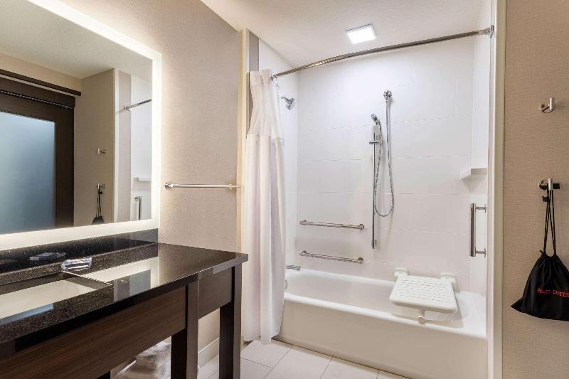 Wingate By Wyndham Angola image