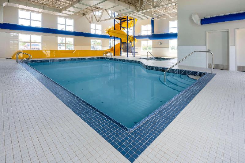 Microtel Inn & Suites By Wyndham Portage La Prairi image
