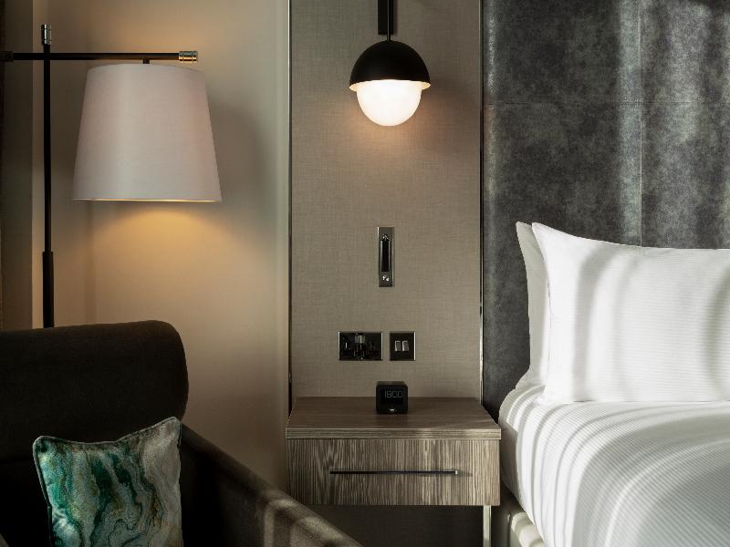 Hilton Aberdeen Teca image