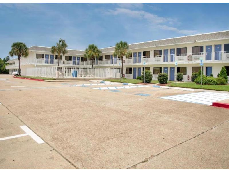 Motel 6 Gulfport, MS – Airport GA 4