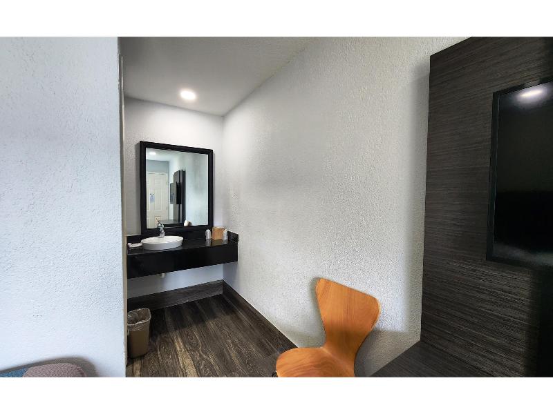 Motel 6-Galveston, TX GA image