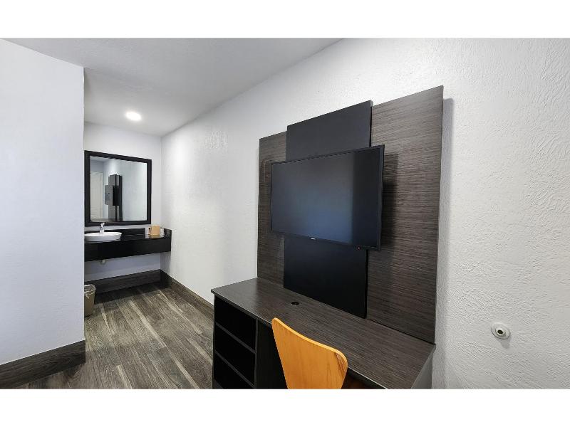 Motel 6-Galveston, TX GA image
