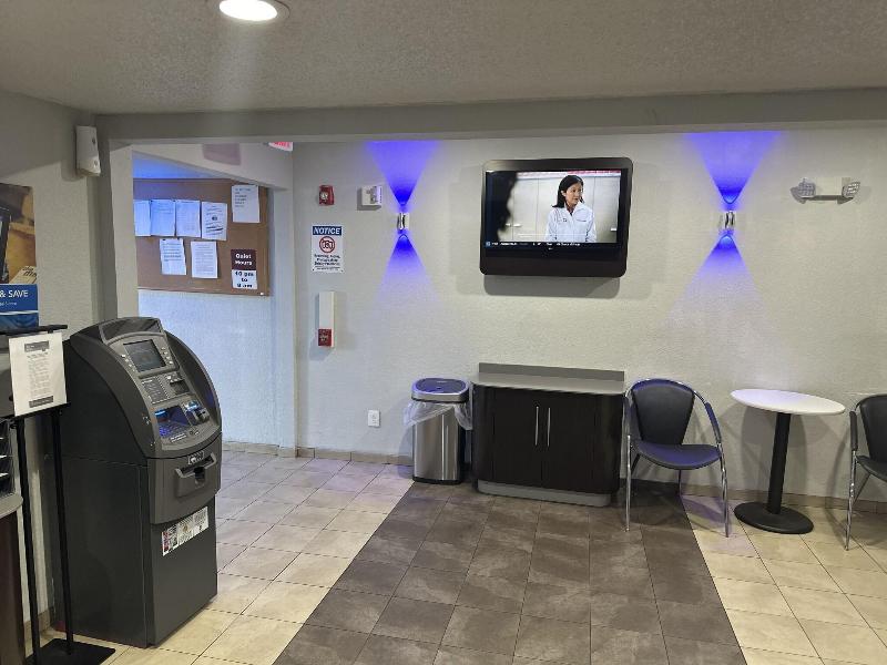 Motel 6 Greensboro Airport image