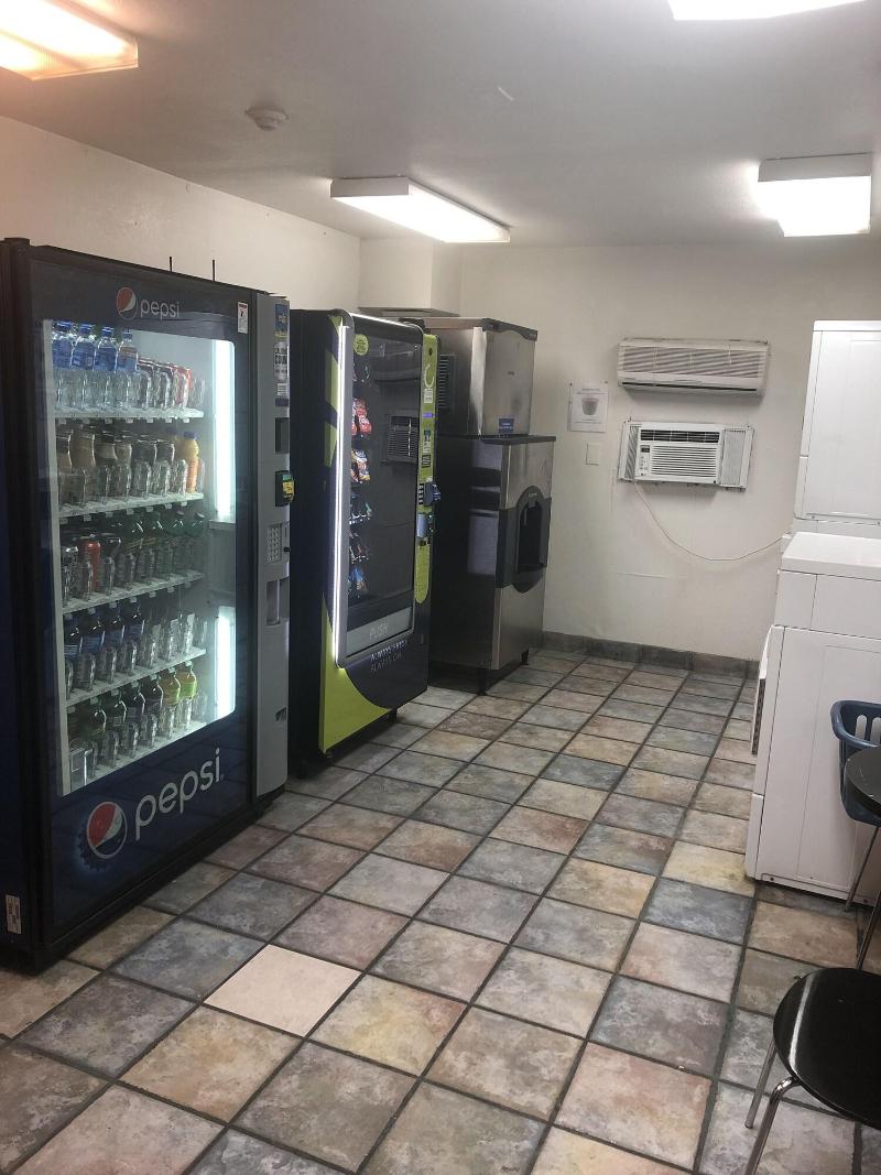 Motel 6 Greensboro Airport image
