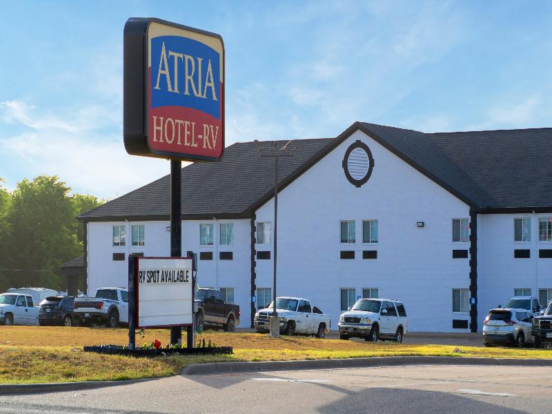 Atria Hotel and RV McGregor image