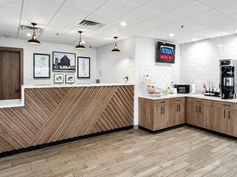 Atria Hotel and RV McGregor image