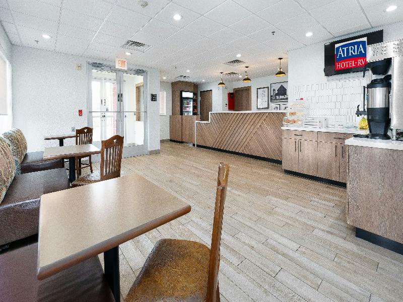 Atria Hotel and RV McGregor image
