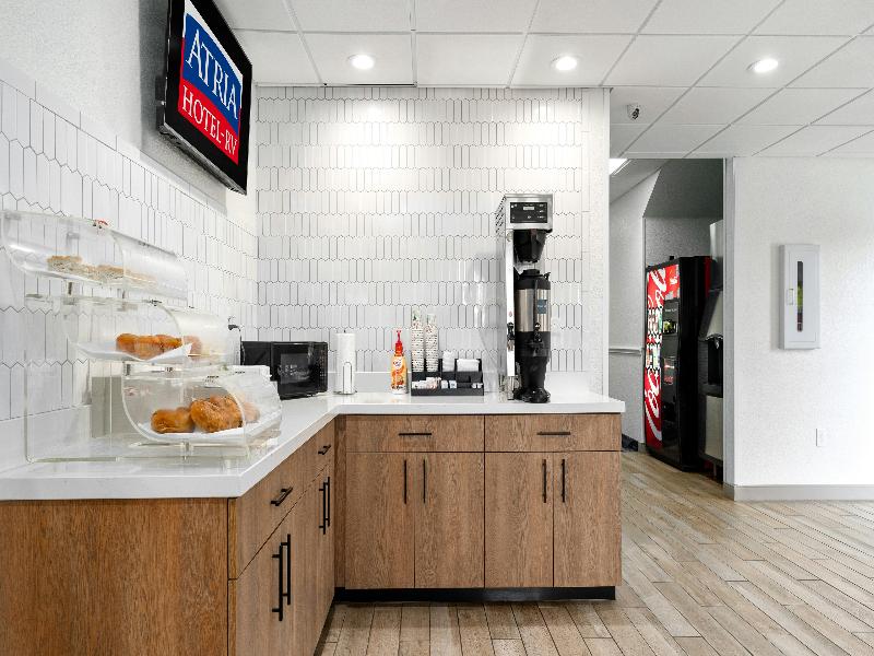 Atria Hotel and RV McGregor image