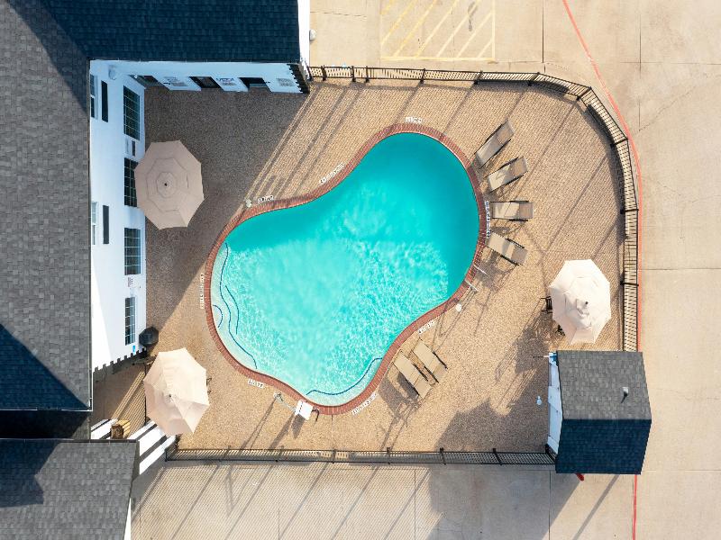 Atria Hotel and RV McGregor image