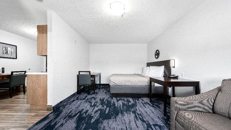 Atria Hotel and RV McGregor image