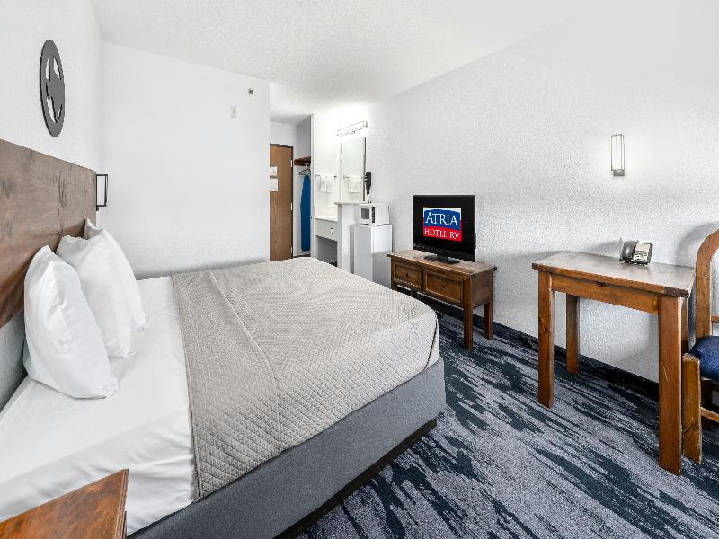 Atria Hotel and RV McGregor image