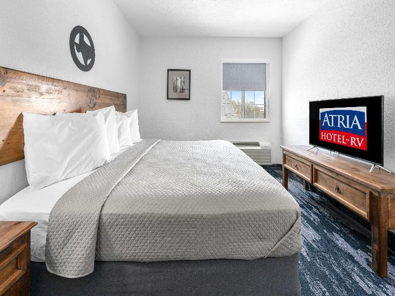 Atria Hotel and RV McGregor image