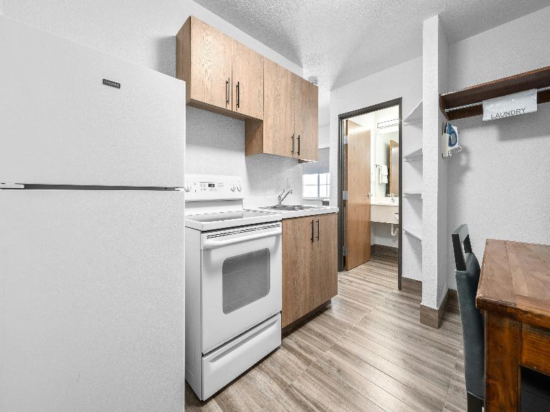 Atria Hotel and RV McGregor image
