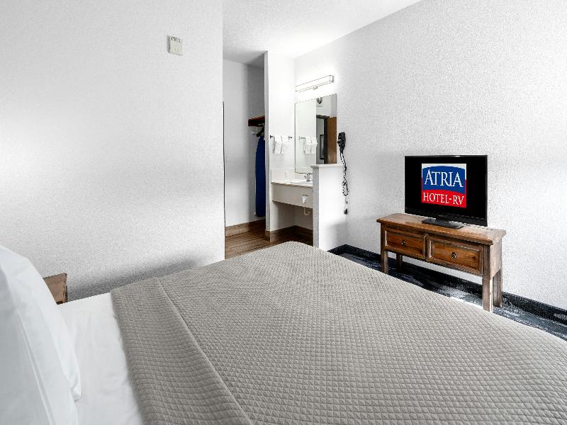 Atria Hotel and RV McGregor image