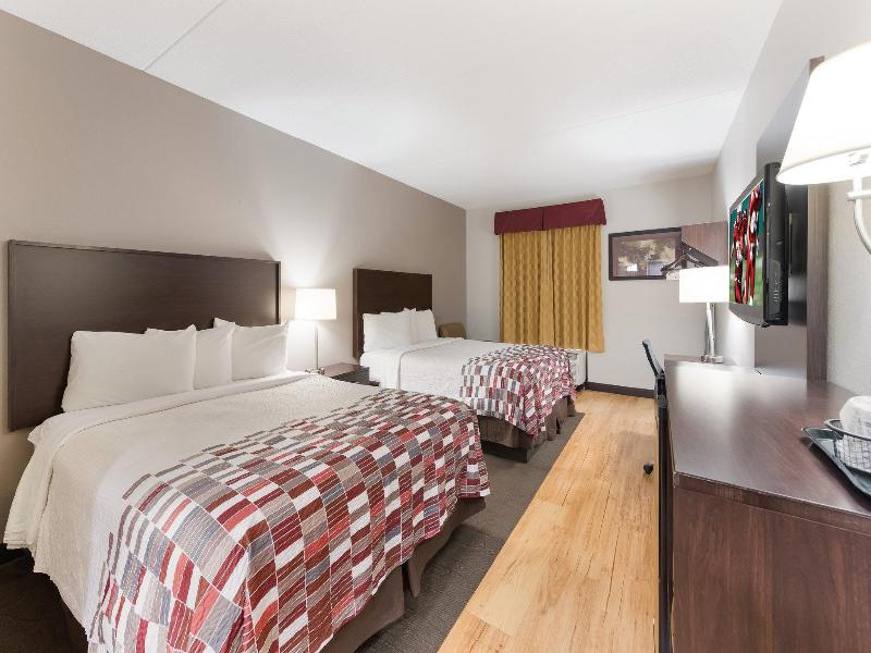 Red Roof Inn & Suites Columbus - West Broad image
