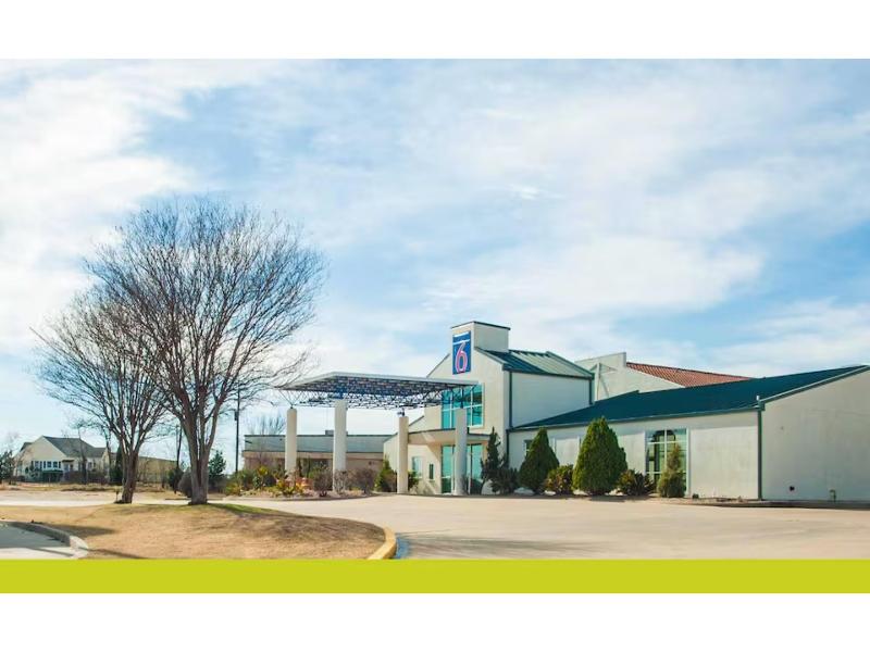 Motel 6 Corsicana, TX GA 5