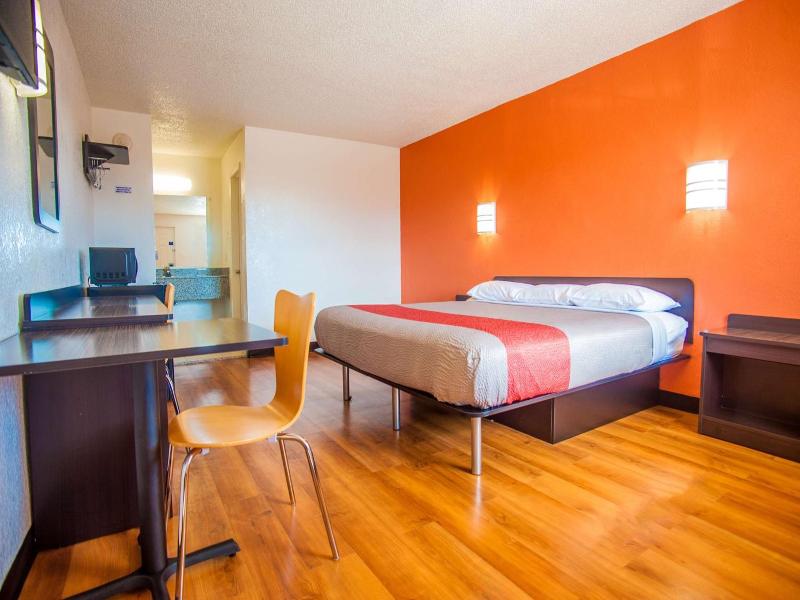 Motel 6 Corsicana Tx image