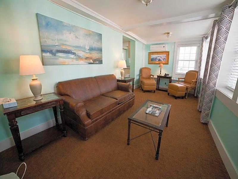 The Georgianne Inn Suites image