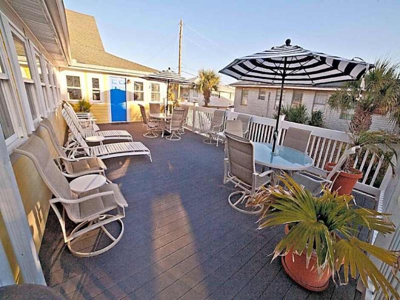 The Georgianne Inn Suites image