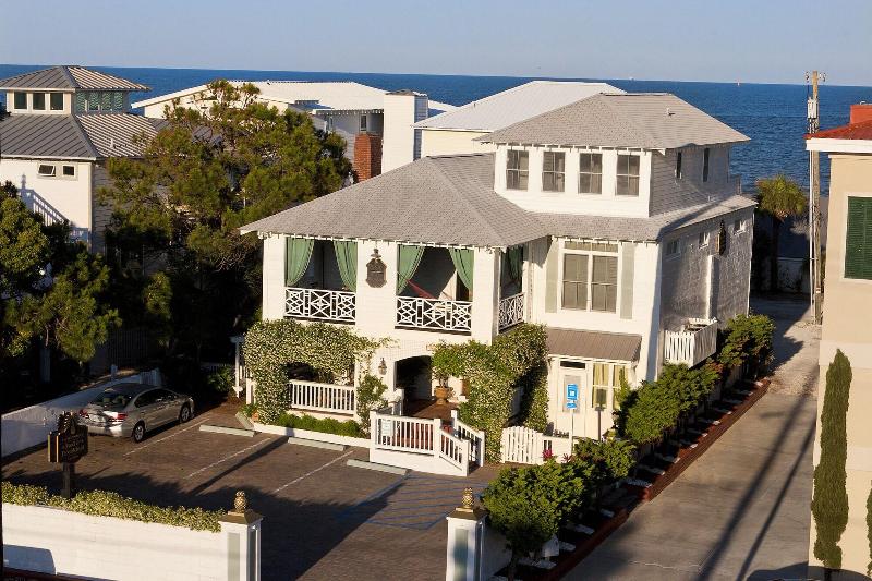 Desoto Beach Bed Breakfast image