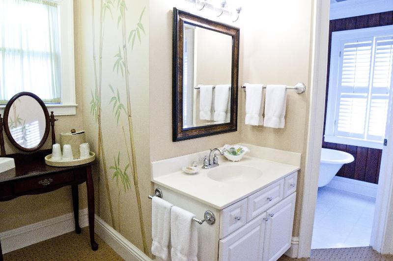 Desoto Beach Bed Breakfast image