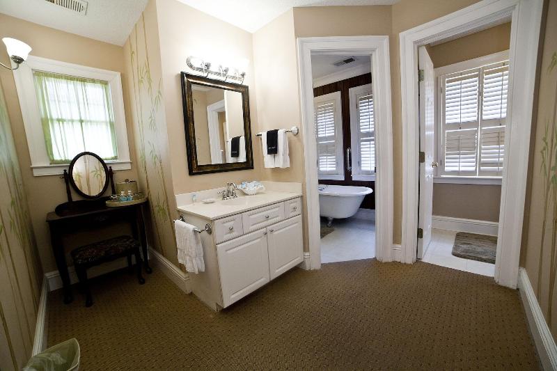 Desoto Beach Bed Breakfast image
