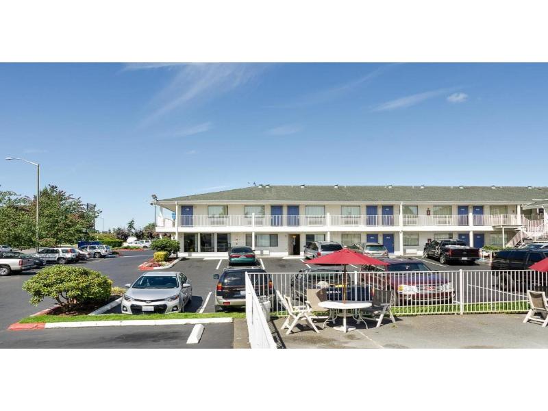 Motel 6 Tacoma, WA - South image