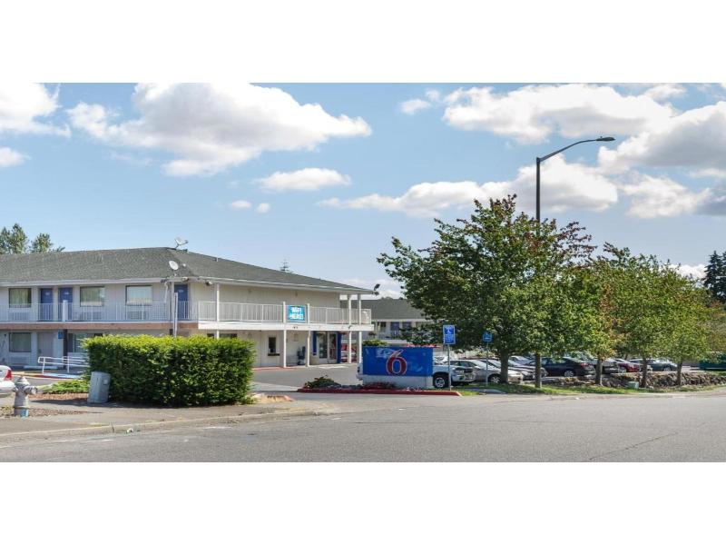Motel 6 Tacoma, WA - South image