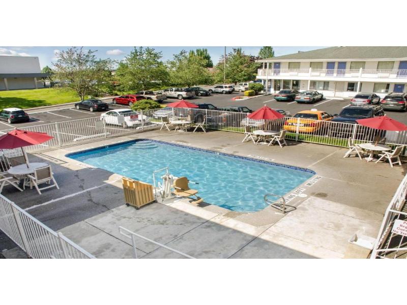 Motel 6 Tacoma, WA - South image