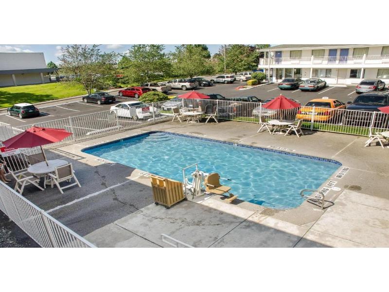 Motel 6 Tacoma, WA - South image