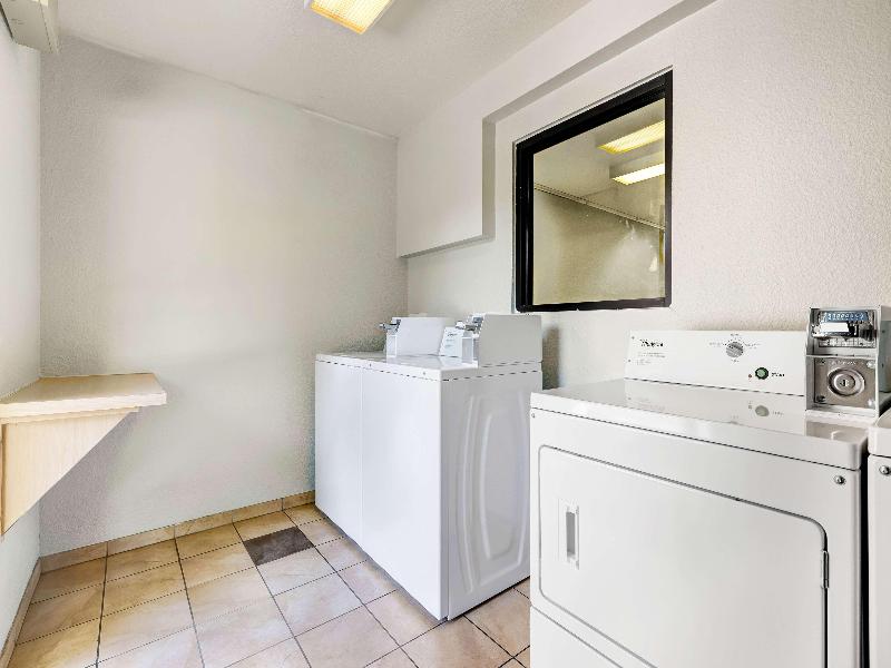 Motel 6 Seattle East Issaquah image