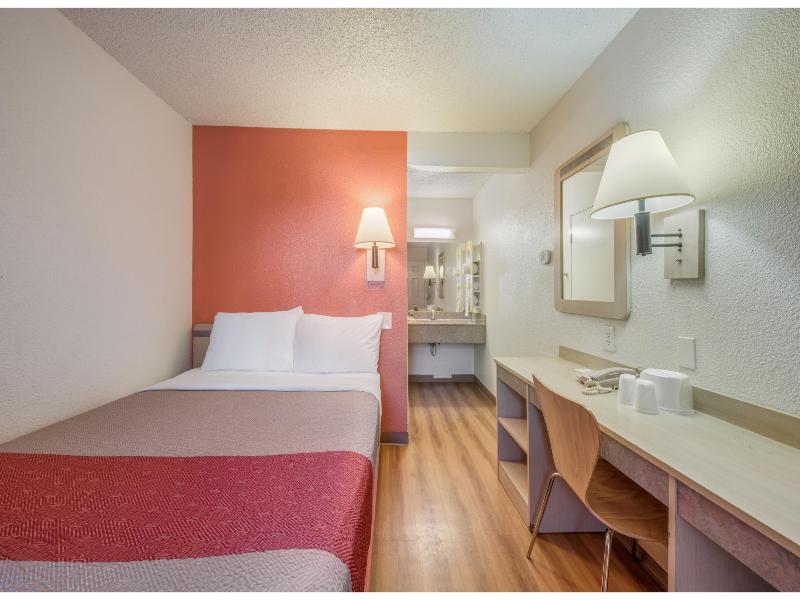 Motel 6-Fairfield, CA - North GA image