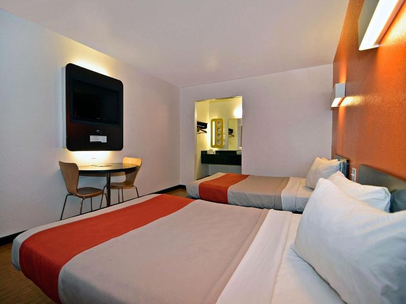 Motel 6 Fairfield Napa Valley image