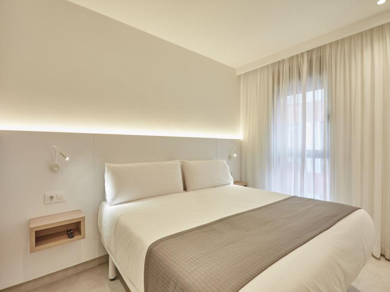 Silken Atlantis Playa - Holiday Homes image