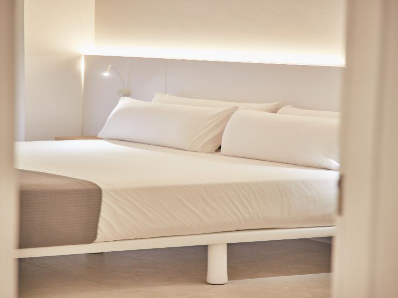 Silken Atlantis Playa - Holiday Homes image