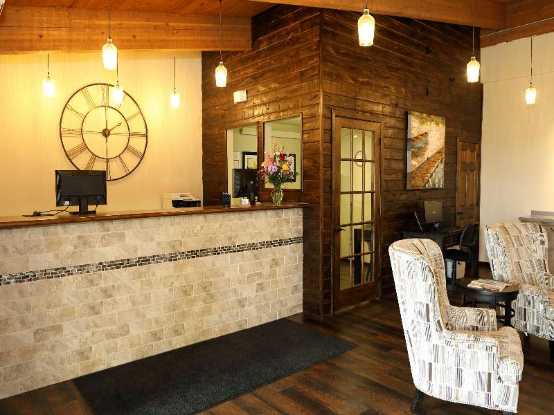 Northern Lights Inn Rugby image