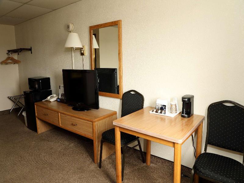 Northern Lights Inn Rugby image 5