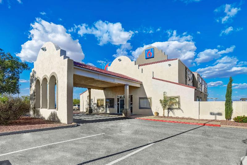 Motel 6 Benson image
