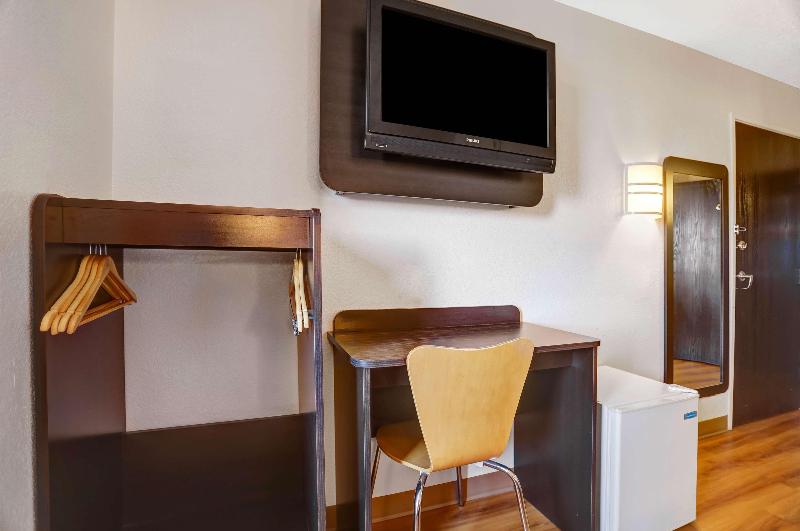 Motel 6 Benson image