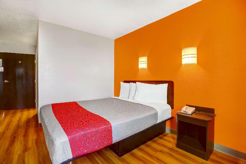 Motel 6 Benson image
