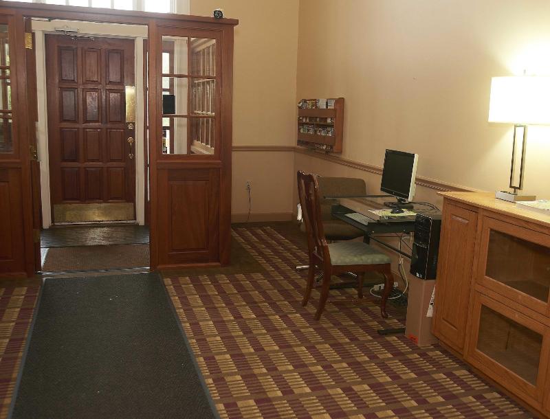 Hollow Inn And Motel image
