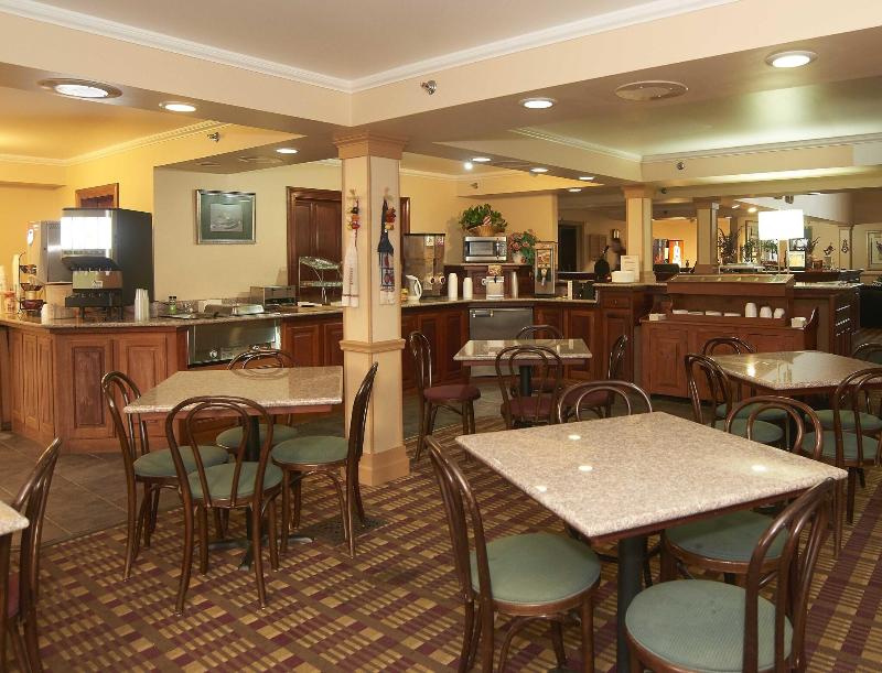 Hollow Inn And Motel image