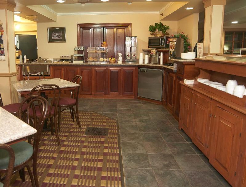 Hollow Inn And Motel image