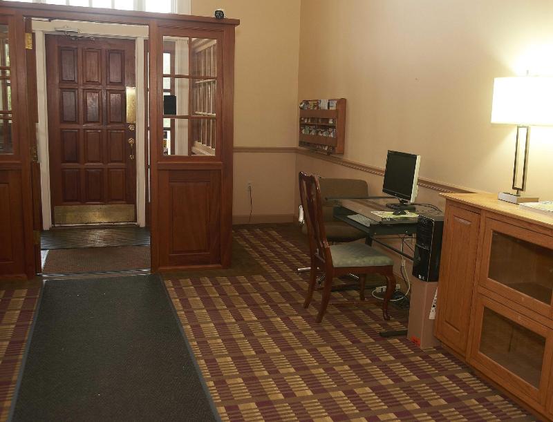 Hollow Inn And Motel image