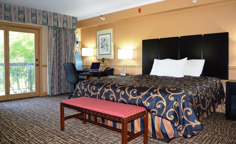Hollow Inn And Motel image