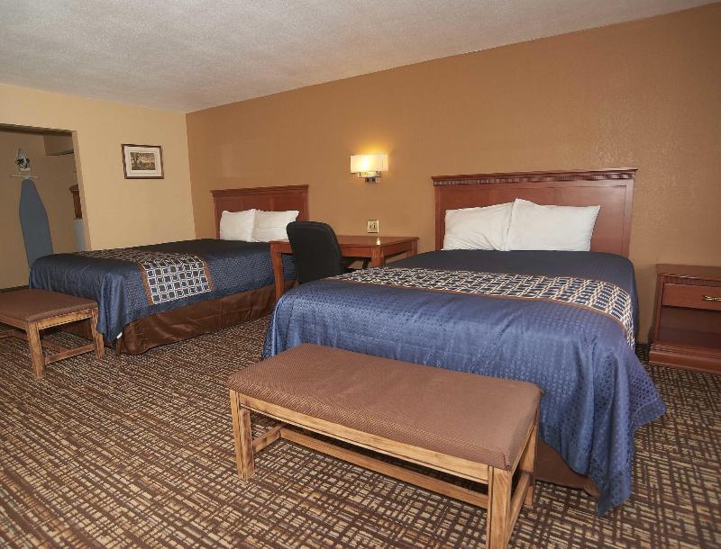Hollow Inn And Motel image