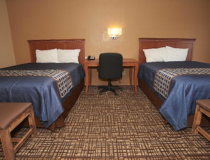 Hollow Inn And Motel image